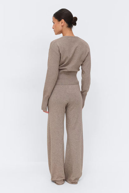 Taupe