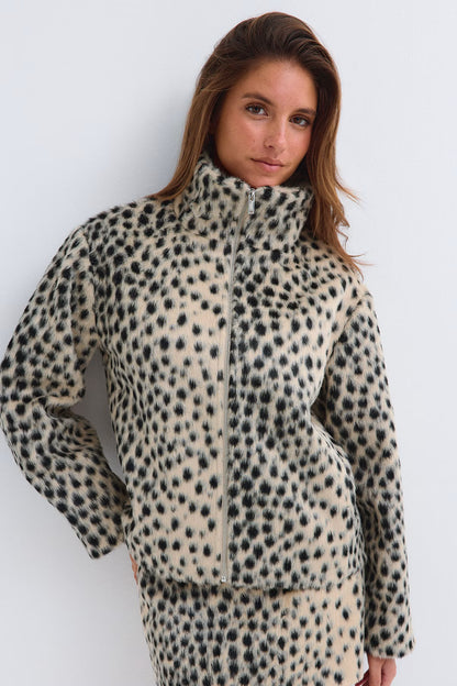 Leopardin Luna